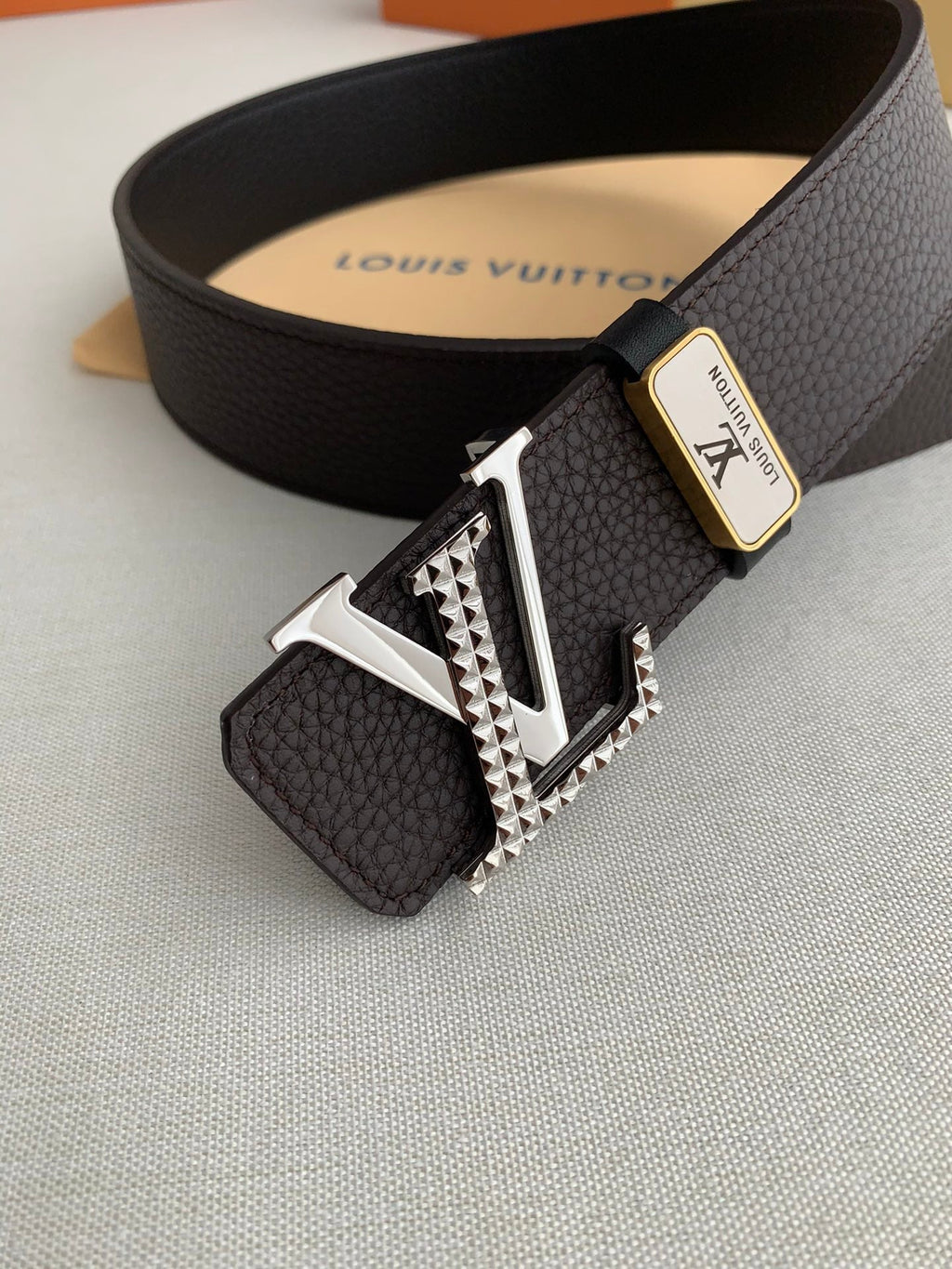 LOUIS VUITTON LV 25S BELT 38 MM IN DARK BROWN CALFSKIN 593213
