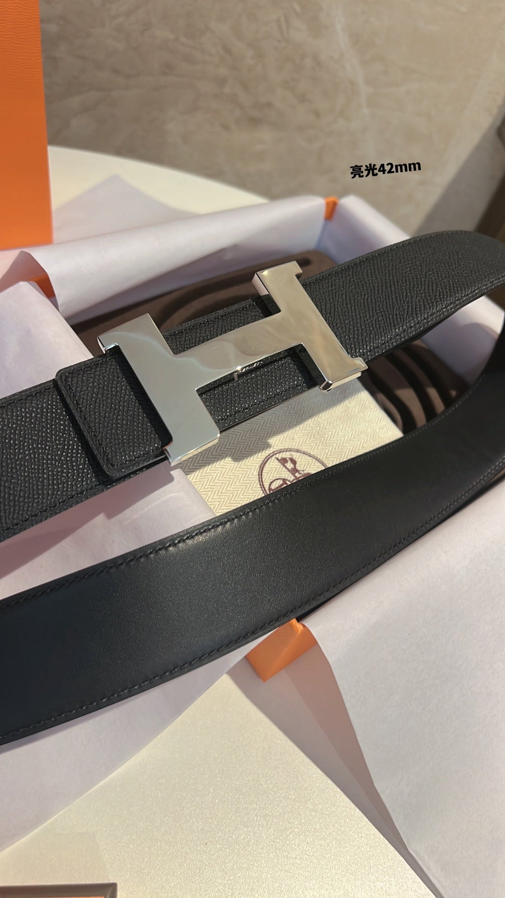 HM CONSTANCE BELT BUCKLE & REVERSIBLE BLACK LEATHER STRAP 42MM|Hermès belt