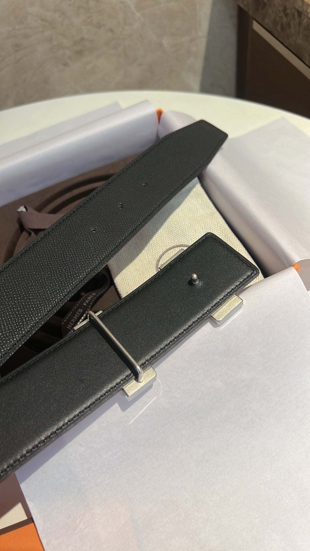 HM CONSTANCE BELT BUCKLE & REVERSIBLE BLACK LEATHER STRAP 42MM|Hermès belt
