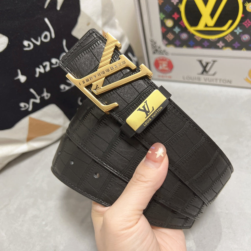LOUIS VUITTON LV 25S BELT 38 MM IN BLACK CALFSKIN 593268