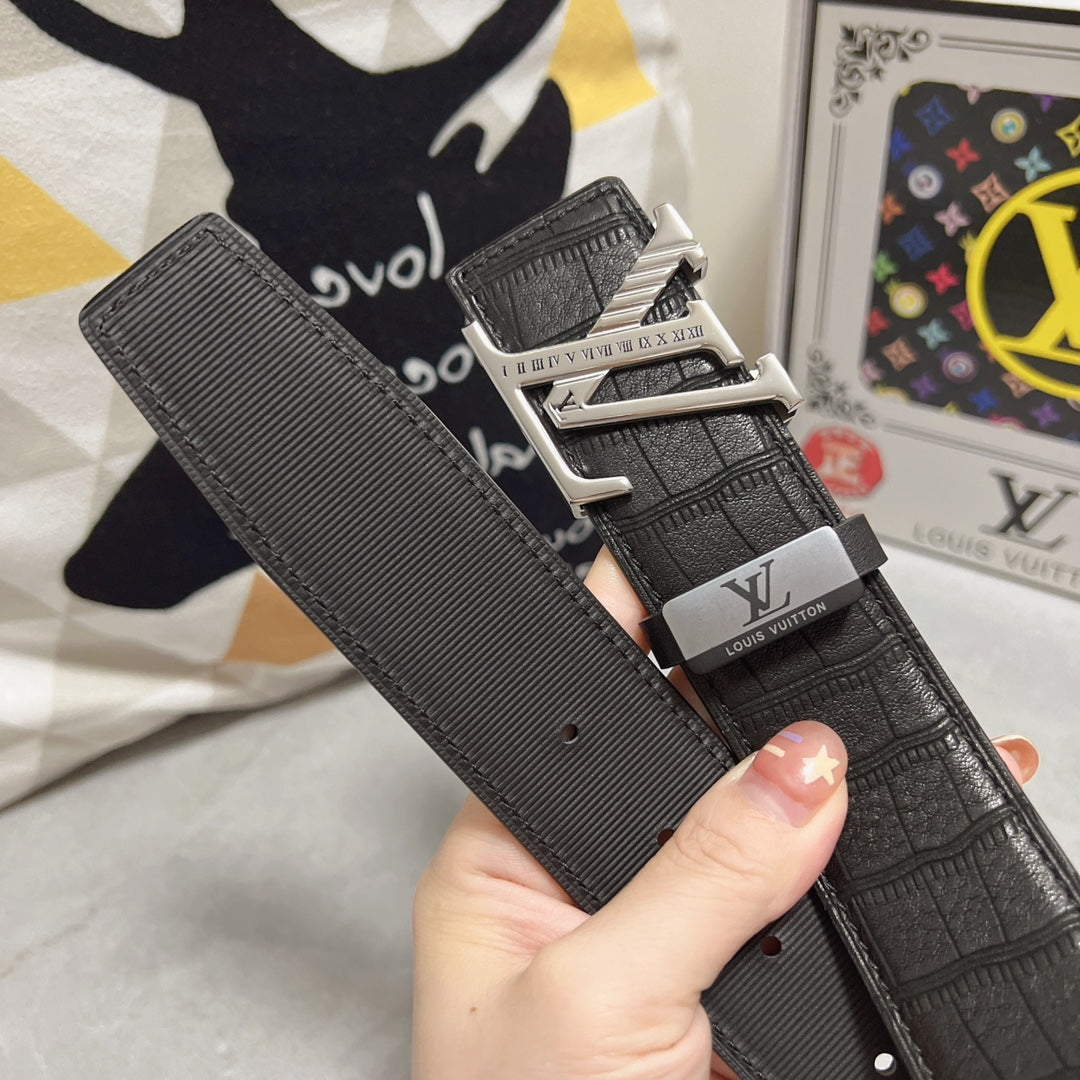 LOUIS VUITTON LV 25S BELT 38 MM IN BLACK CALFSKIN 593269
