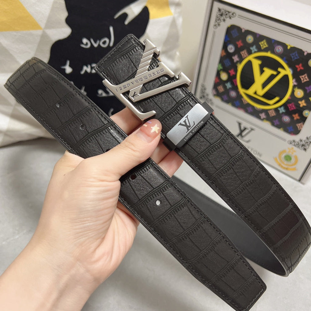 LOUIS VUITTON LV 25S BELT 38 MM IN BLACK CALFSKIN 593269