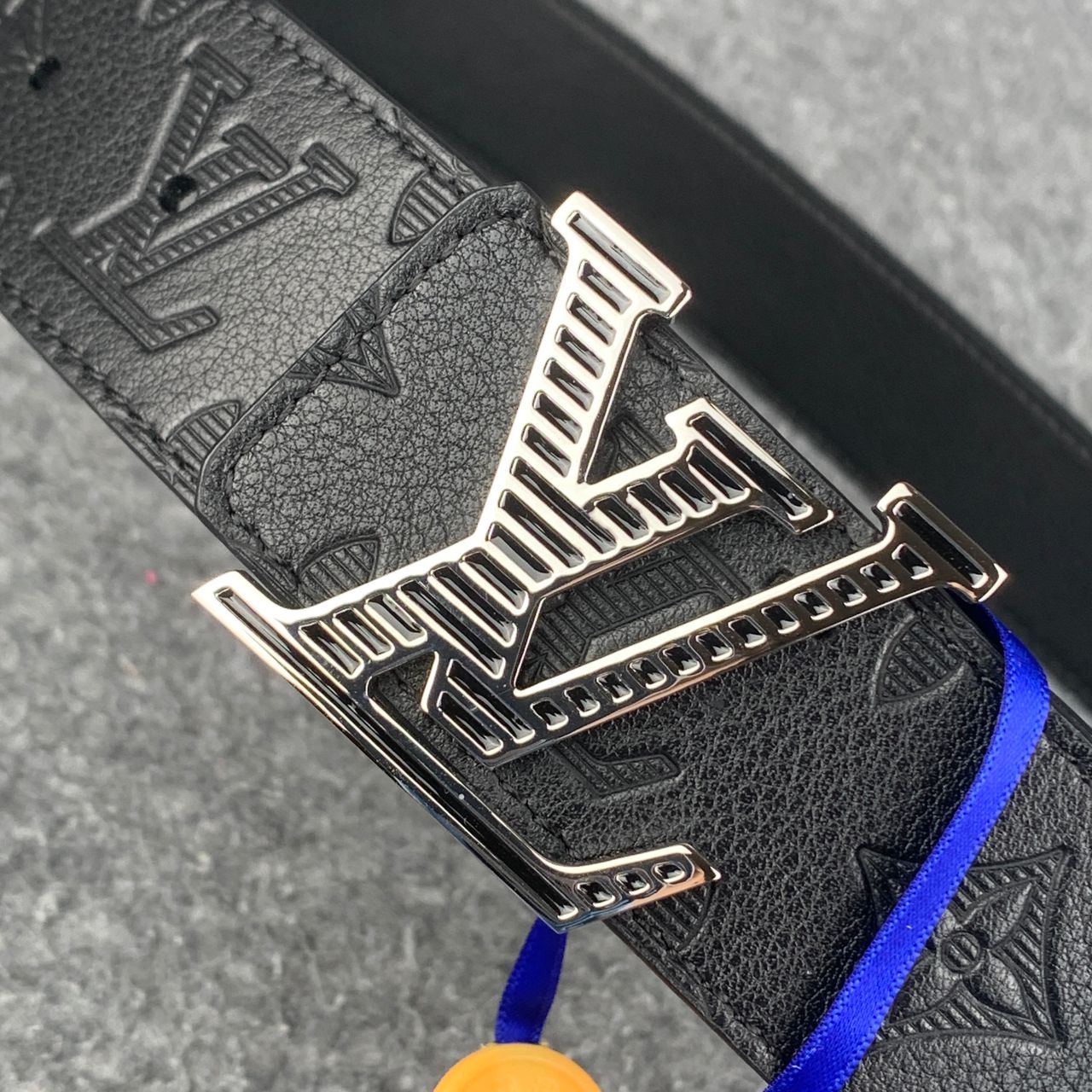 LV Shadow 40mm Reversible Belt ‘Black’ (Damaged Box)