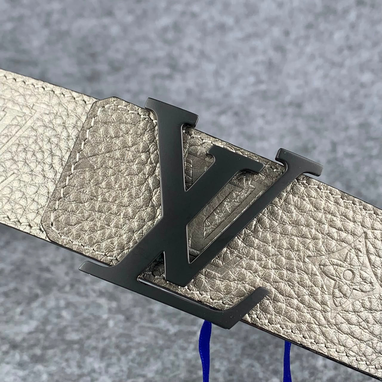 LV Initiales 40mm Reversible Belt ‘Light Grey’