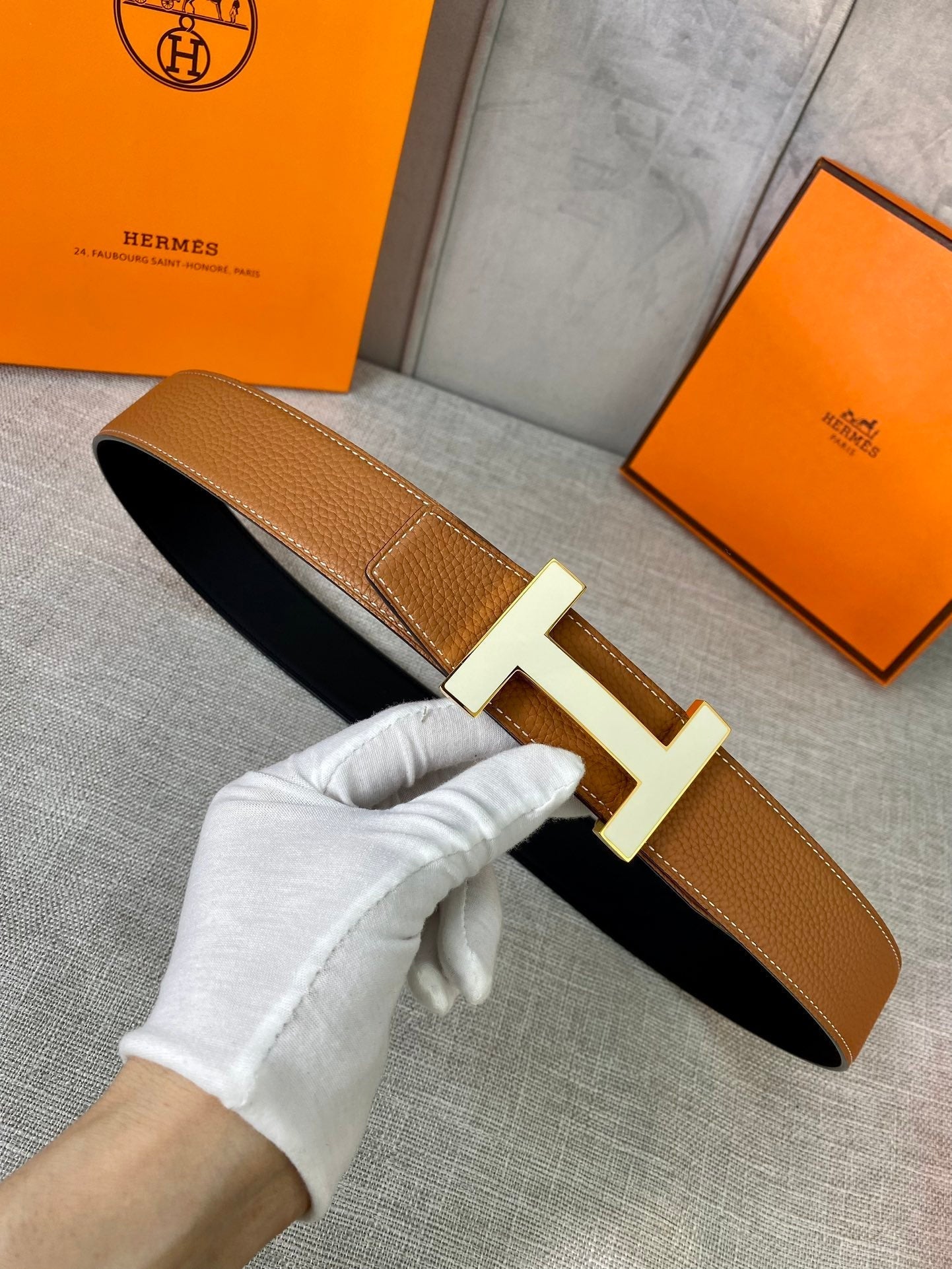 HM CONSTANCE BELT BUCKLE & REVERSIBLE TAWNY BROWN LEATHER STRAP 38MM GOLD HARDWARE |Hermès belt