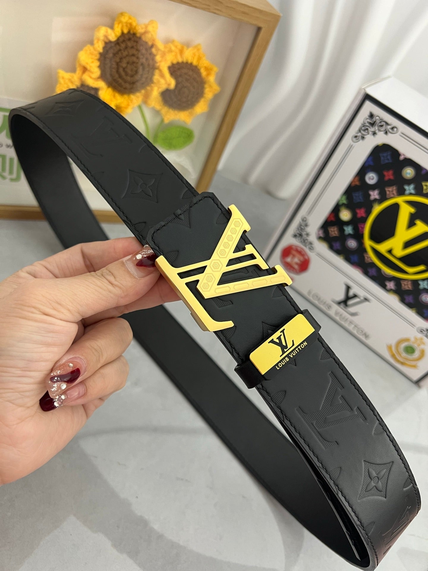 LOUIS VUITTON LV 25S BELT 38 MM IN BLACK CALFSKIN 593277