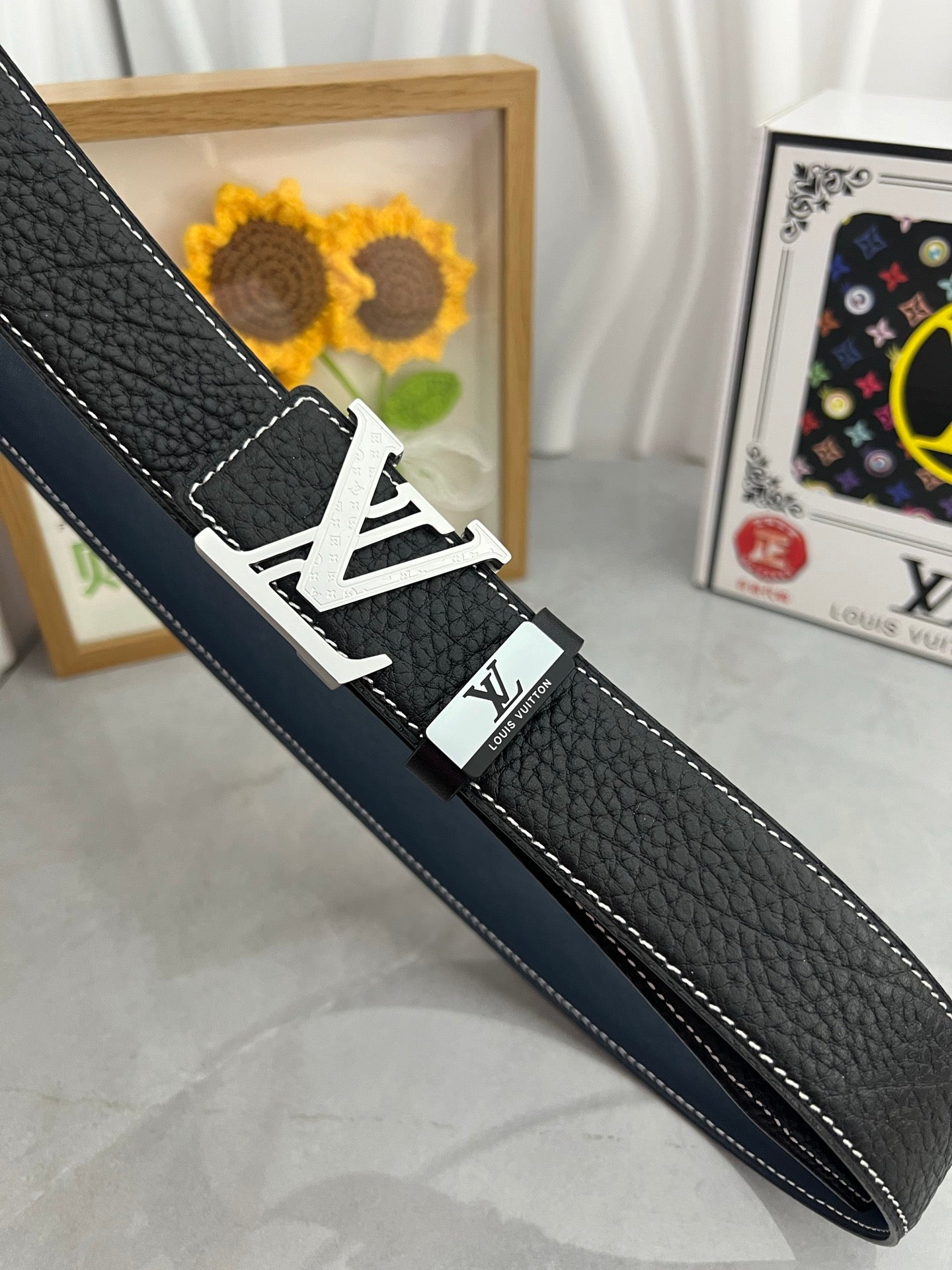LOUIS VUITTON LV 25S BELT 38 MM IN BLACK CALFSKIN 593289