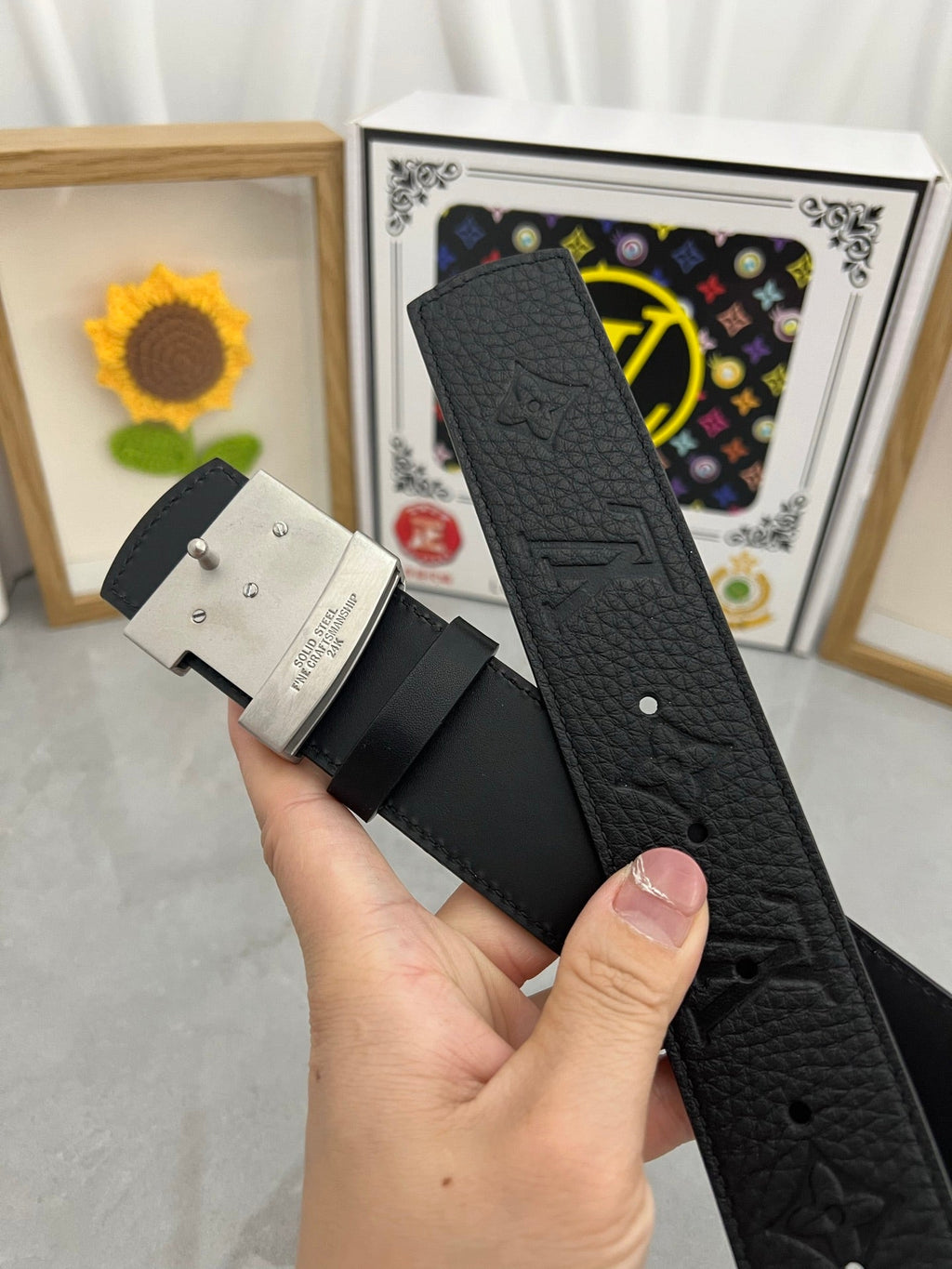 LOUIS VUITTON LV 25S BELT 38 MM IN BLACK CALFSKIN 593283