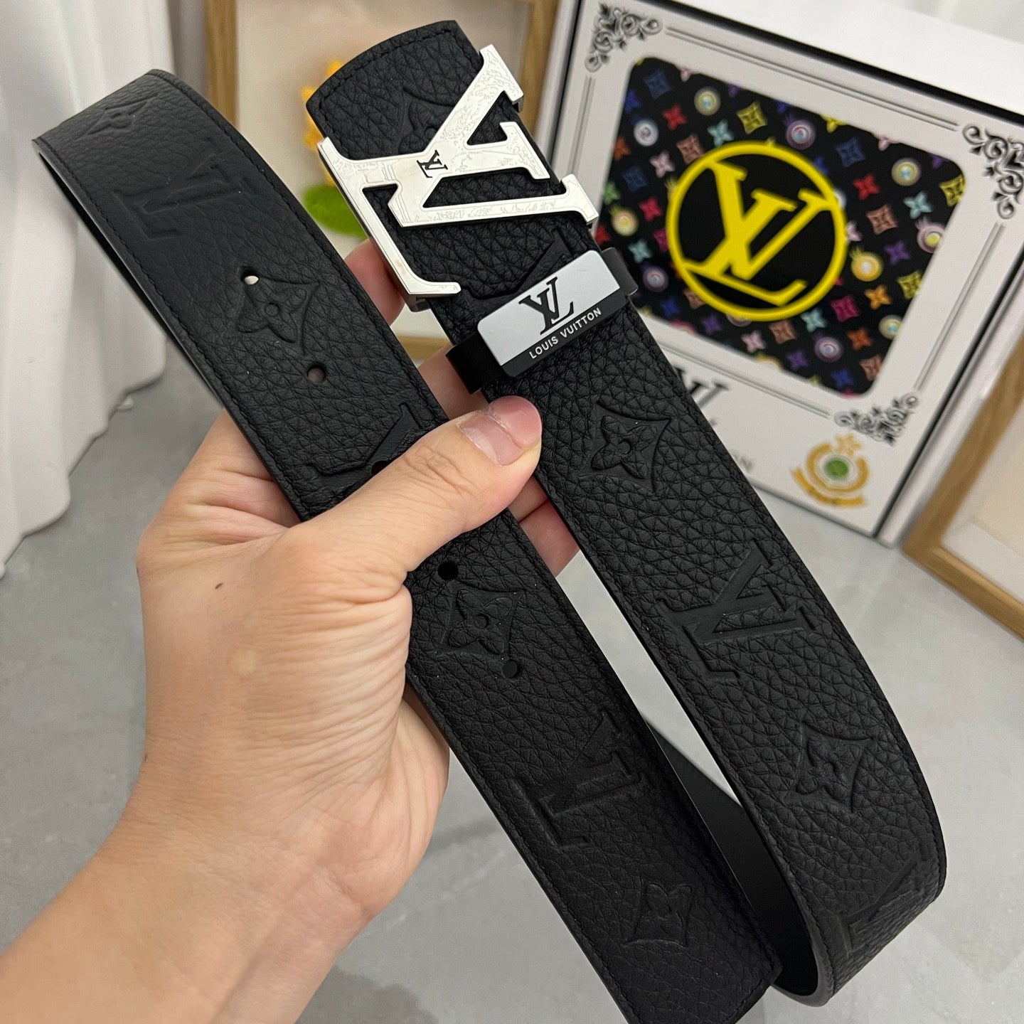 LOUIS VUITTON LV 25S BELT 38 MM IN BLACK CALFSKIN 593283