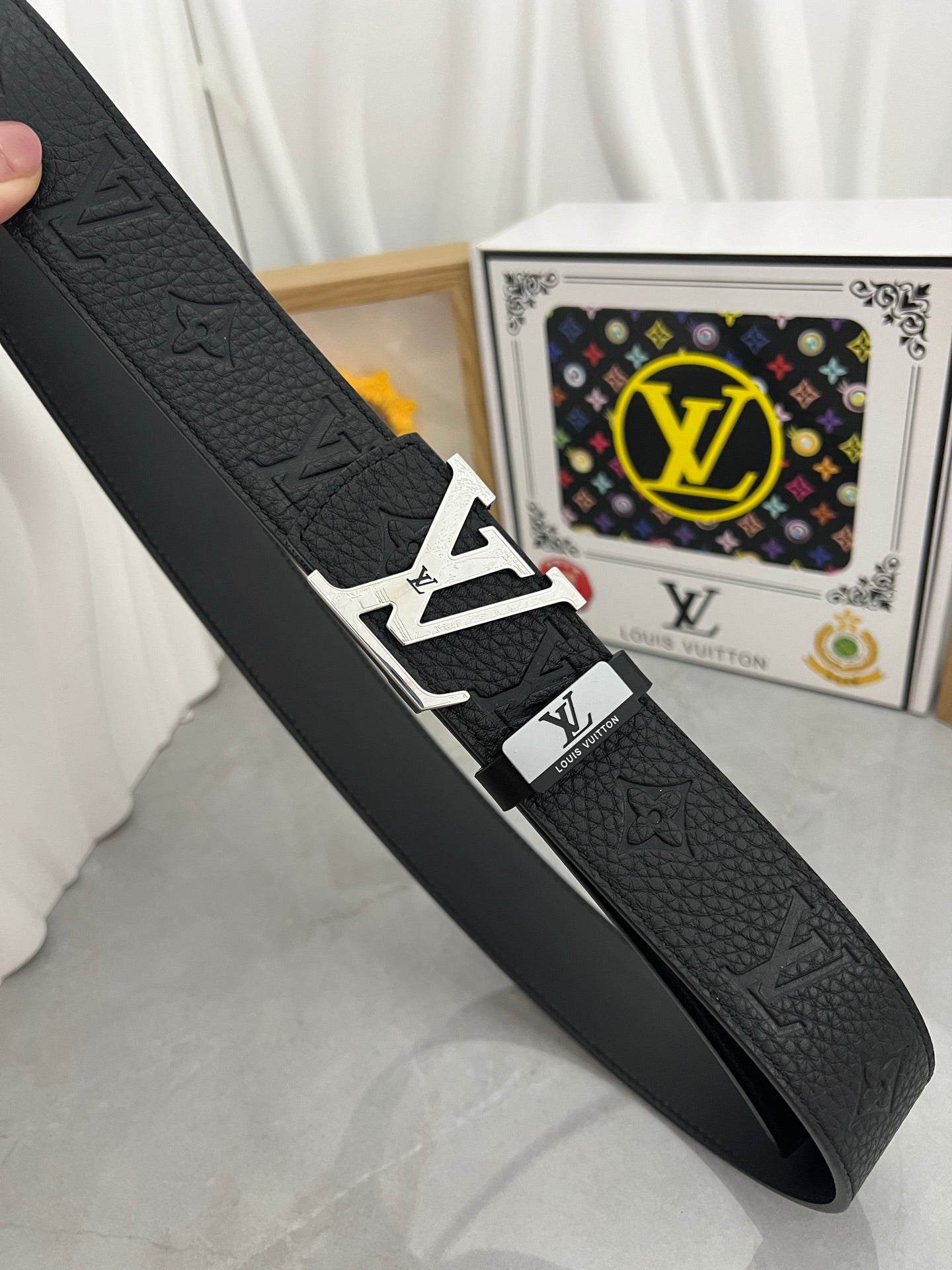 LOUIS VUITTON LV 25S BELT 38 MM IN BLACK CALFSKIN 593283