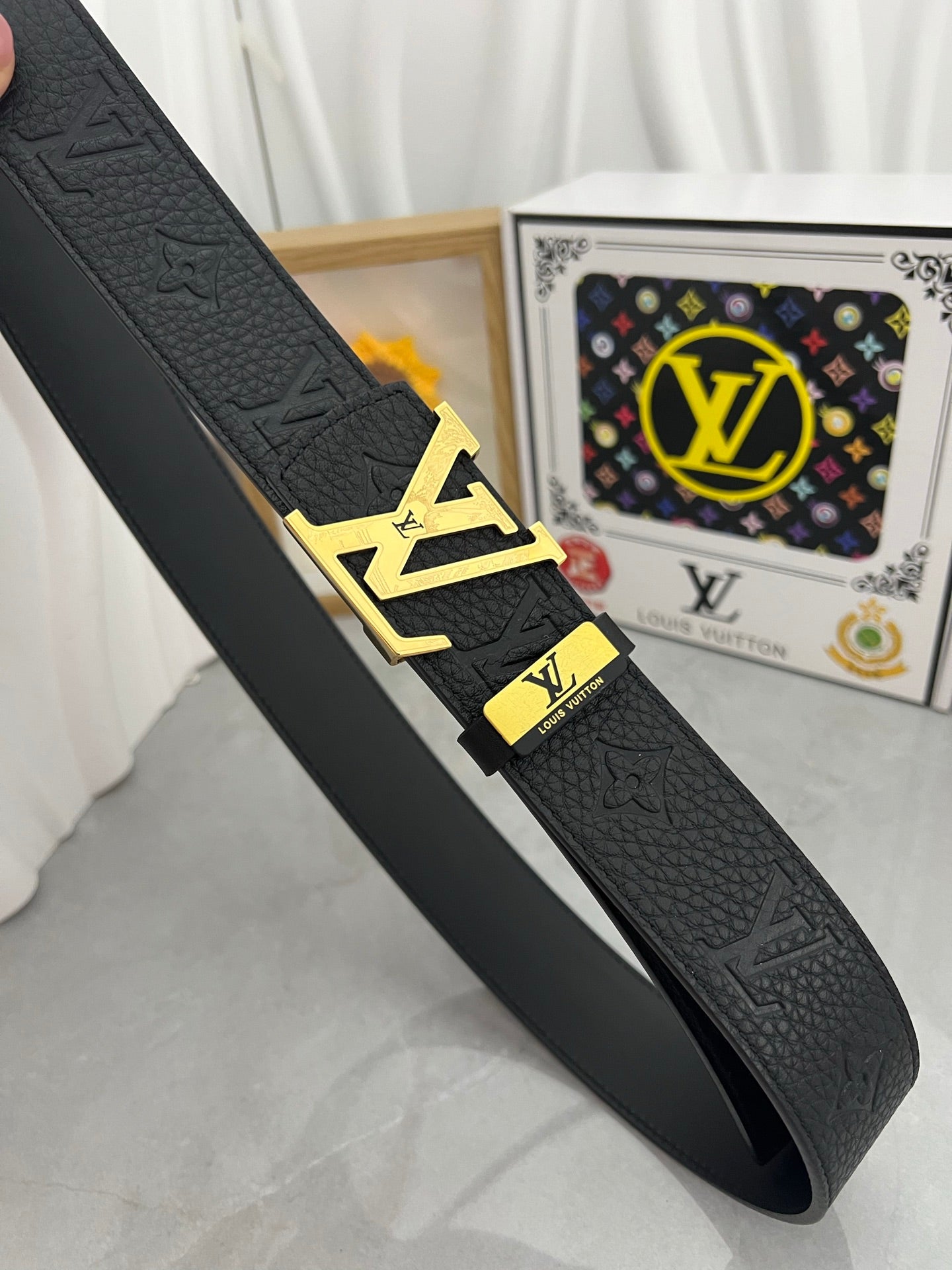 LOUIS VUITTON LV 25S BELT 38 MM IN BLACK CALFSKIN 593284