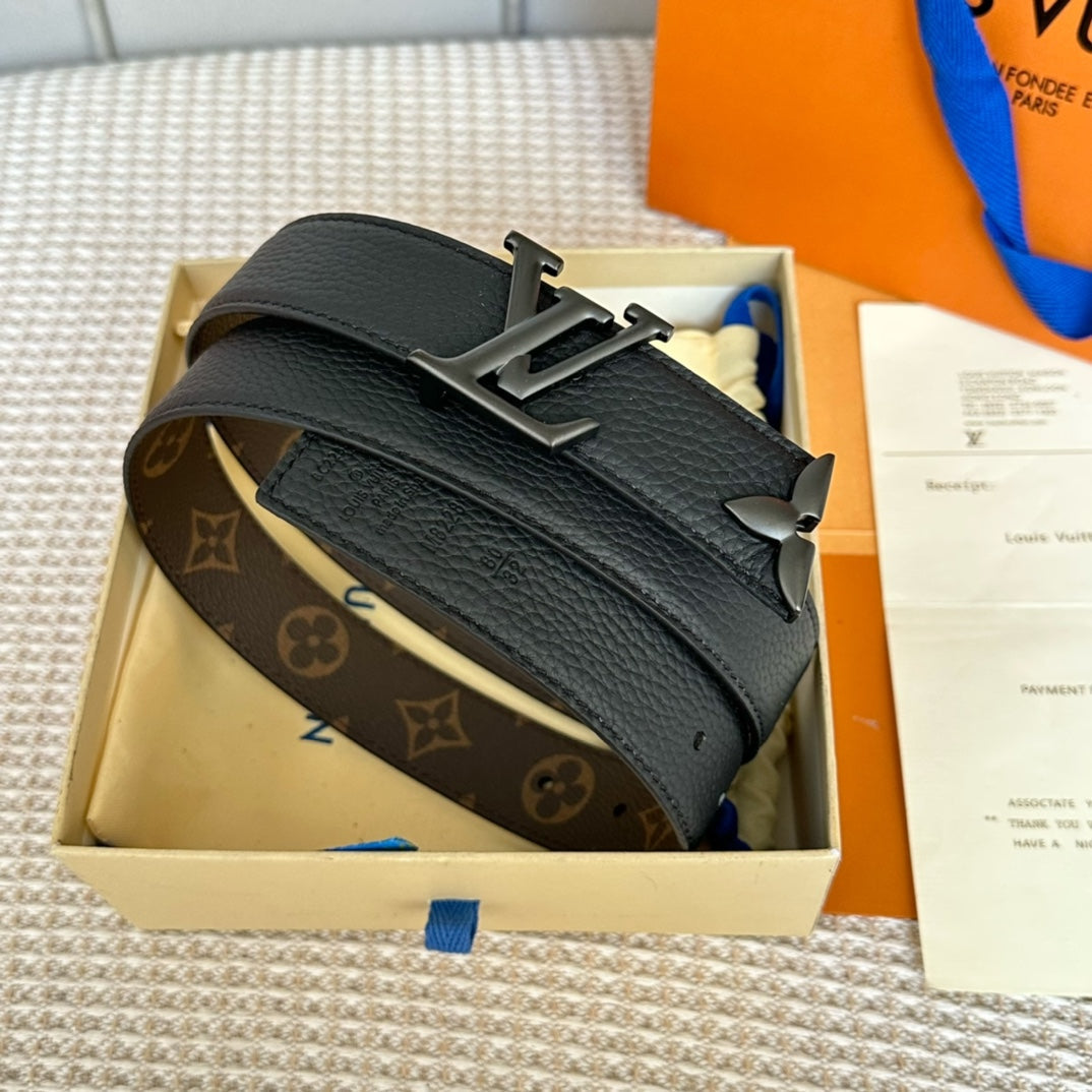 LOUIS VUITTON PRETTY LV 30MM REVERSIBLE BELT IN BLACK CALFSKIN BLACK HARDWARE