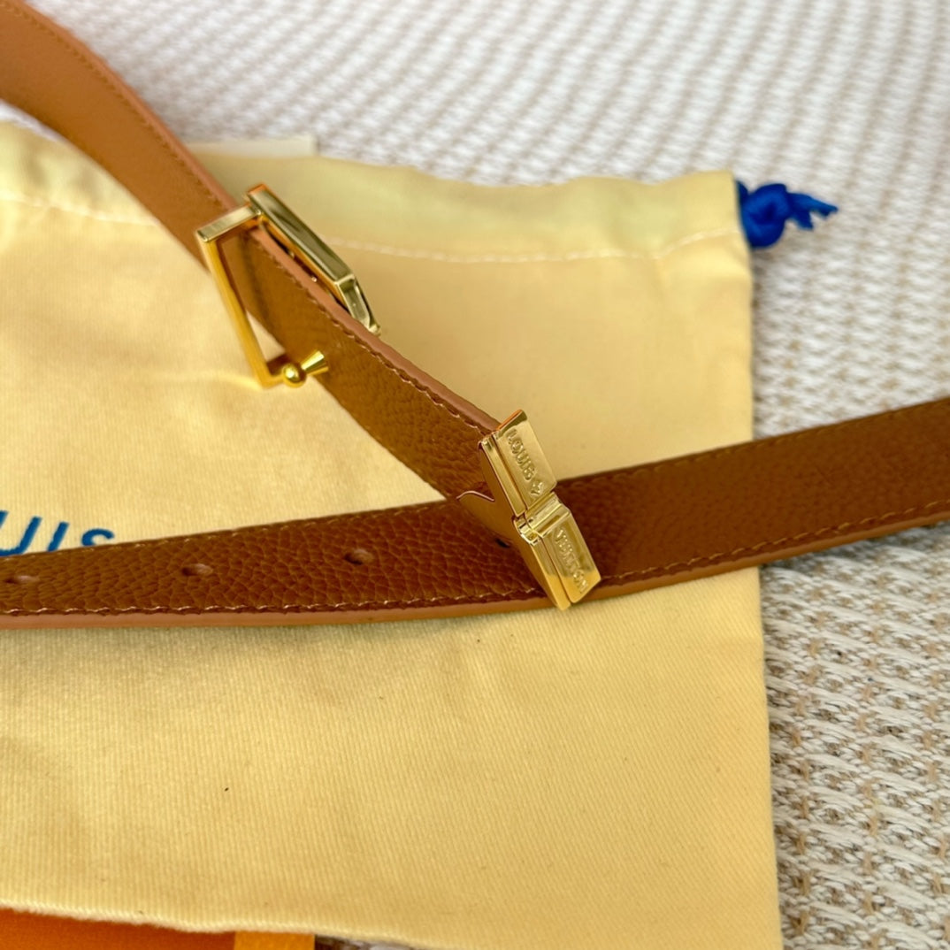 LOUIS VUITTON Pretty LV 30mm Reversible Belt Tan Gold Buckle Tan Brown Leather