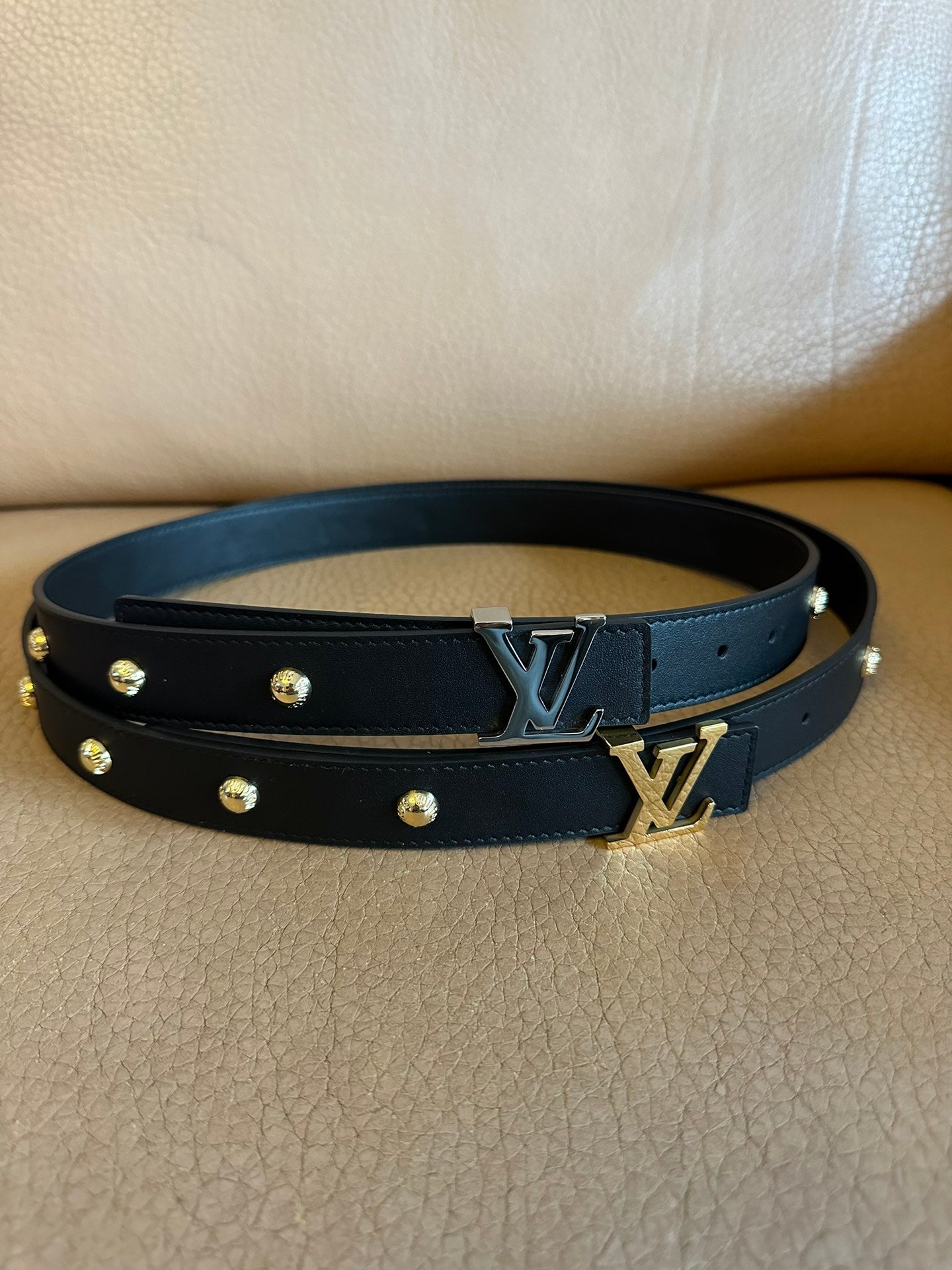 LOUIS VUITTON LV Initiales Studs 30mm Reversible Belt Silver Buckle Black Leather